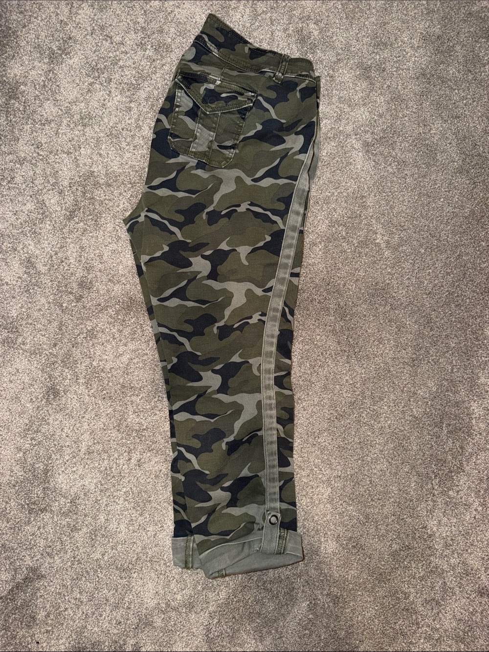Women’s Camo relaxed fit jean